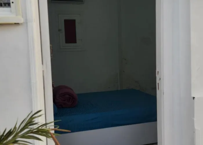 Hostel White Roof - Hurgada